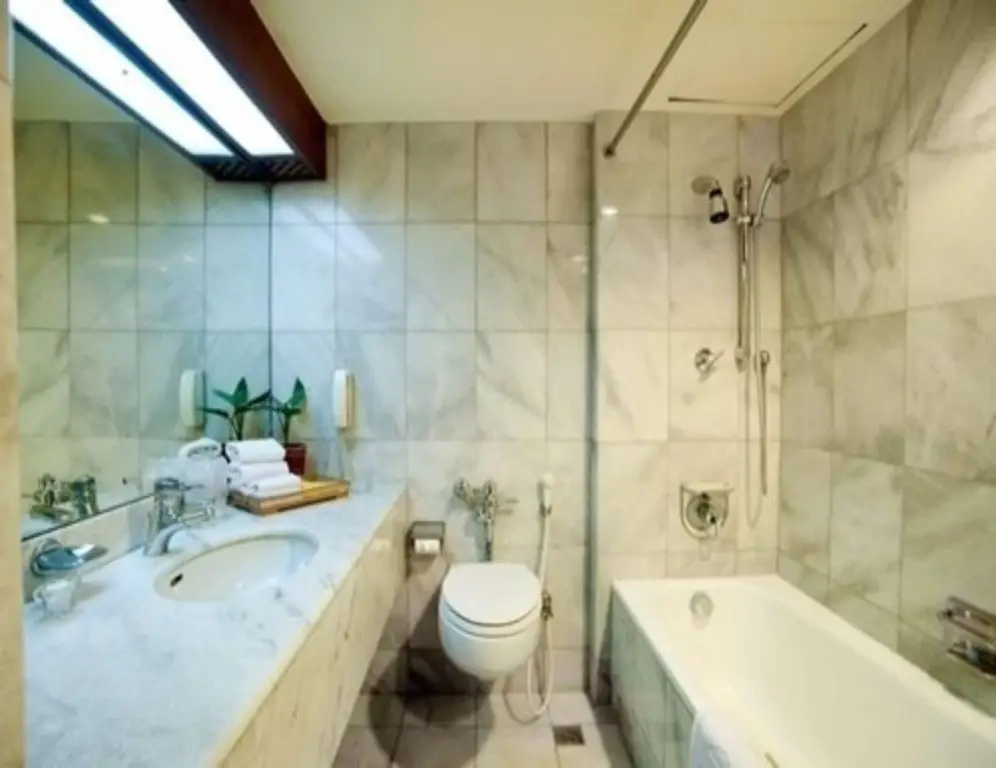 Гресик: Elmi Hotel