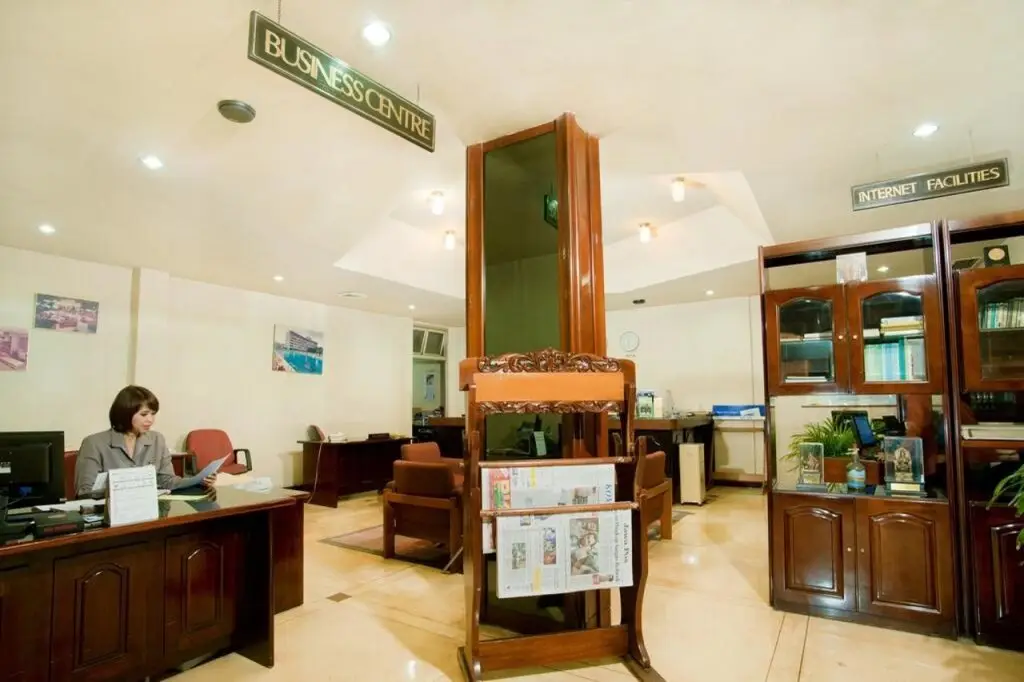 Гресик: Elmi Hotel