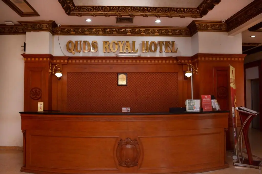 Сурабая: Quds Royal Hotel