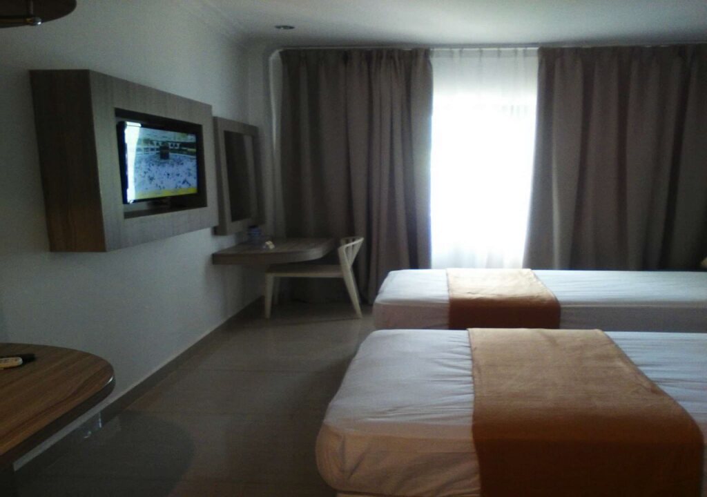 Палембанг: RedDoorz @ Jalan Mangkunegara Palembang 2