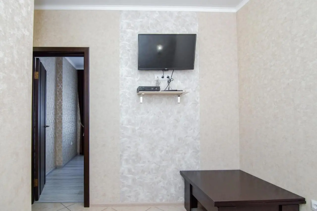 Краснодар: Apartment on Sarabeeva 5 корп 5