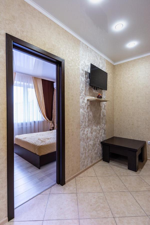 Краснодар: Apartment on Sarabeeva 5 корп 5