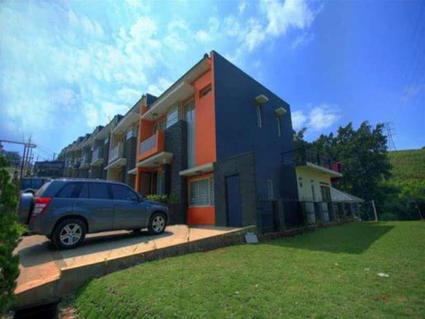 Бандунг: D'Orange Villa, Forest Hill Resort - Dago Pakar