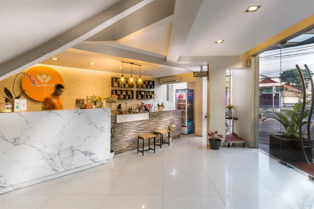 Семаранг: Hotel Surya