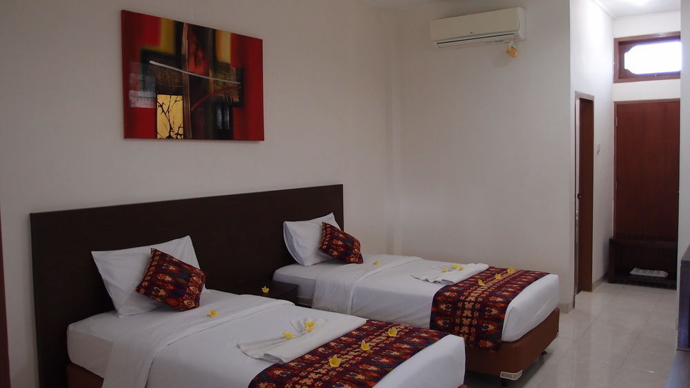 Кута: 31 Kuta Lodge