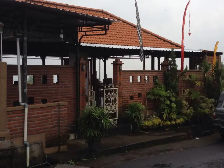 Мундук: KARANG SARI Guesthouse & Restaurant
