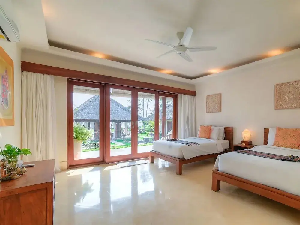 Сесе: Villa Tanju Bali