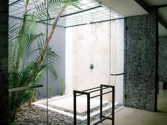 Пекату: Suluban Cliff Villa Bali