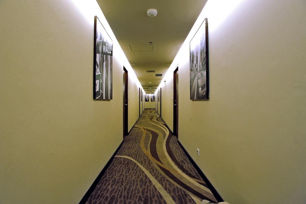 Midtown Hotel — фото 1