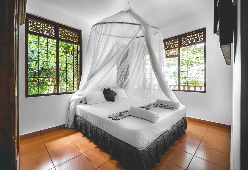 Матарам: The Studio Lombok