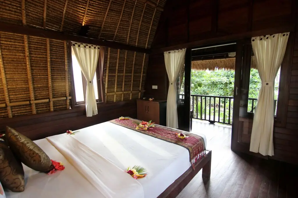 Остров Ченинган: Secret Point Huts