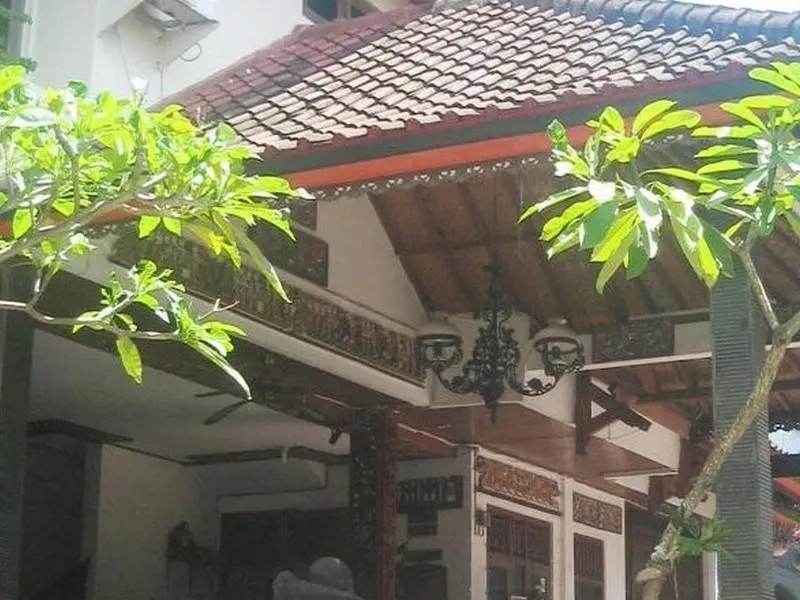 Денпасар: Agung And Sue Watering Hole II