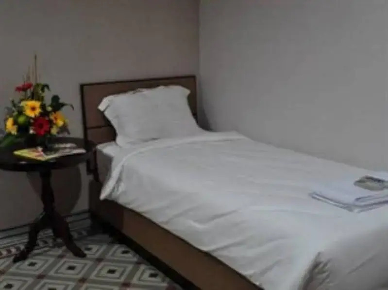 Семаранг: Hotel Gajah Mada 100