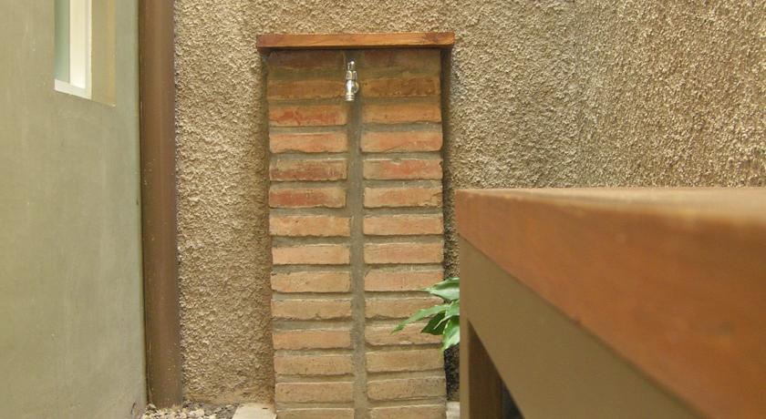 Бандунг: Neina Guest House