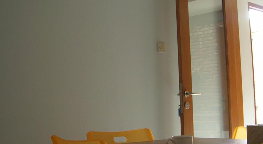 Бандунг: Neina Guest House