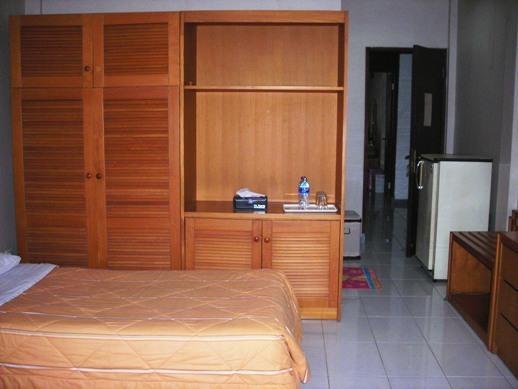 Сурабая: Savira Guest House