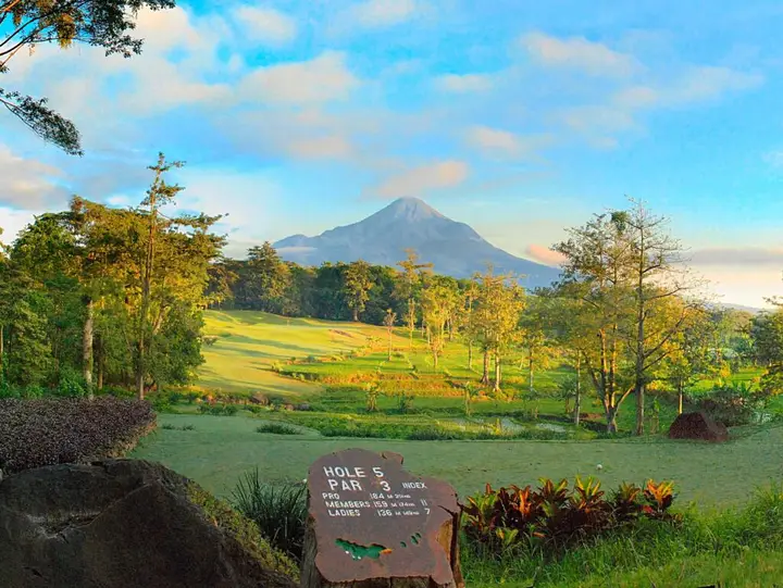 Приген: Finna Golf & Country Club Resort