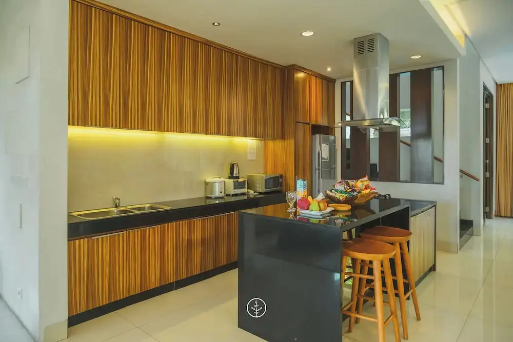 Сименьян: Jasmine Cozy Villa 3 BR Heated Pool and Billiard