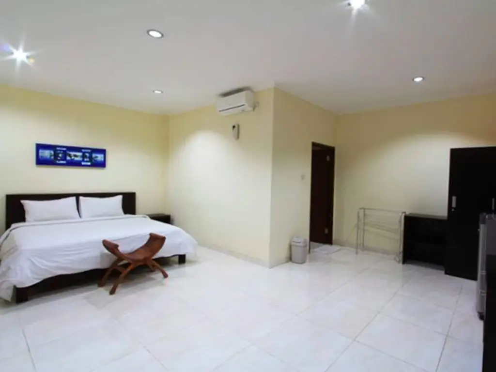 Кута: Surya Inn
