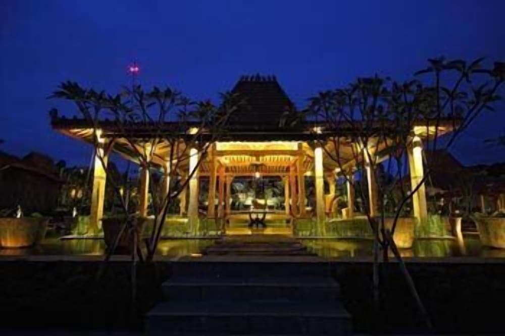 Паромпонг: Jadul Adarapura Resort & Spa