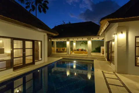 Bvilla Pool — фото 1