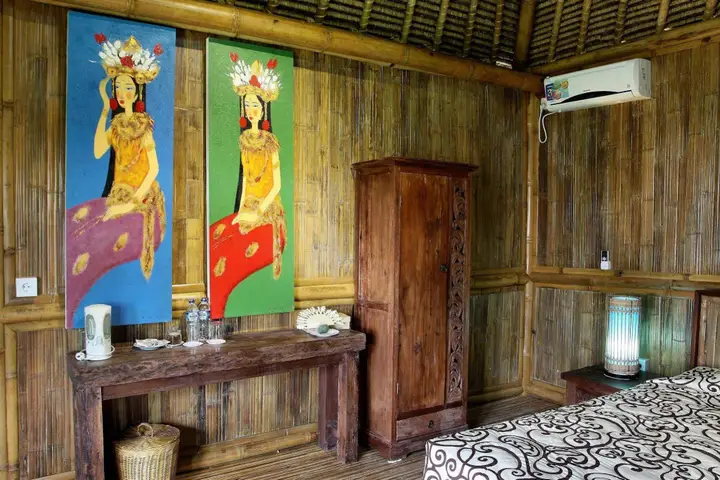 Табанан: Puri Taman Sari
