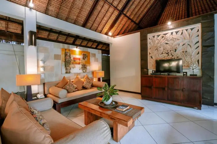 Кута: The Maya Seminyak Villas
