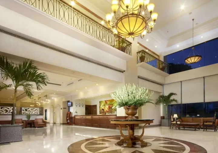 Макассар: Singgasana Hotel Makassar