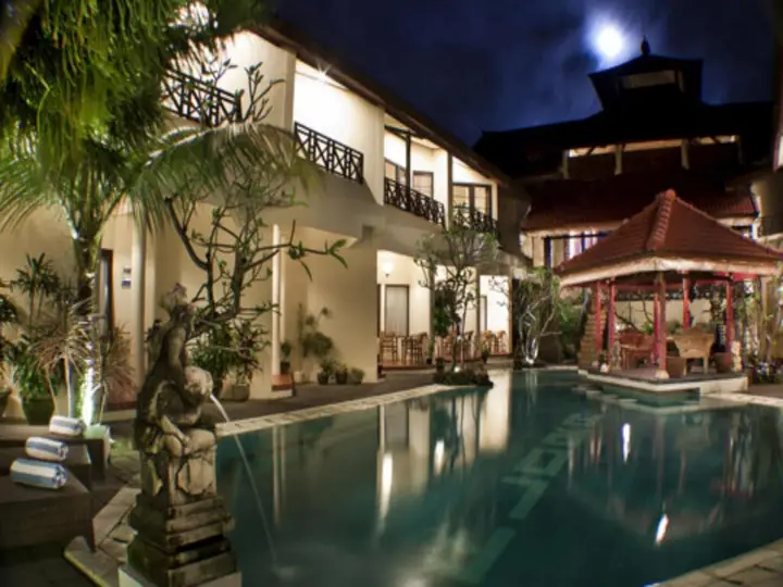 Кута: Hotel The Flora Kuta Bali
