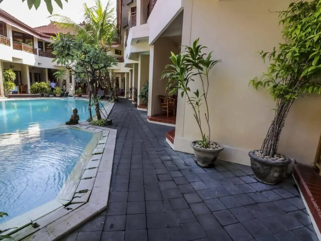 Кута: Hotel The Flora Kuta Bali