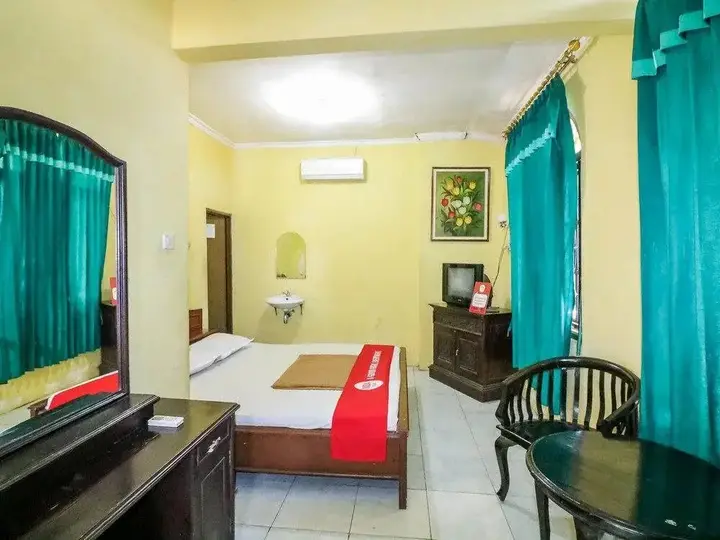 Депок: Chadea Inn Hotel
