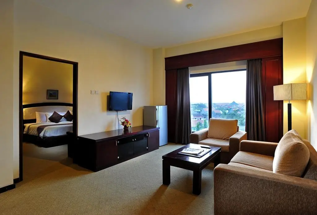 Сидоарджо: The Sun Hotel Sidoarjo