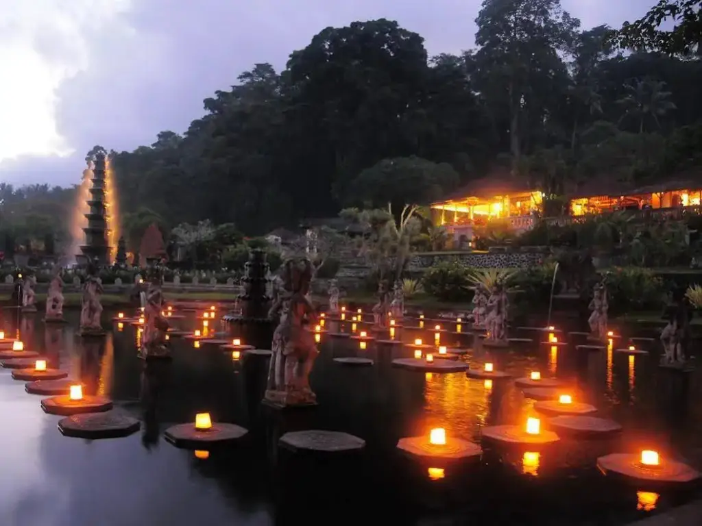 Амлапура: Tirta Ayu Hotel and Restaurant