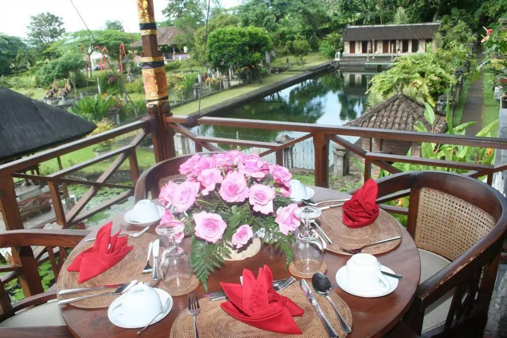 Амлапура: Tirta Ayu Hotel and Restaurant