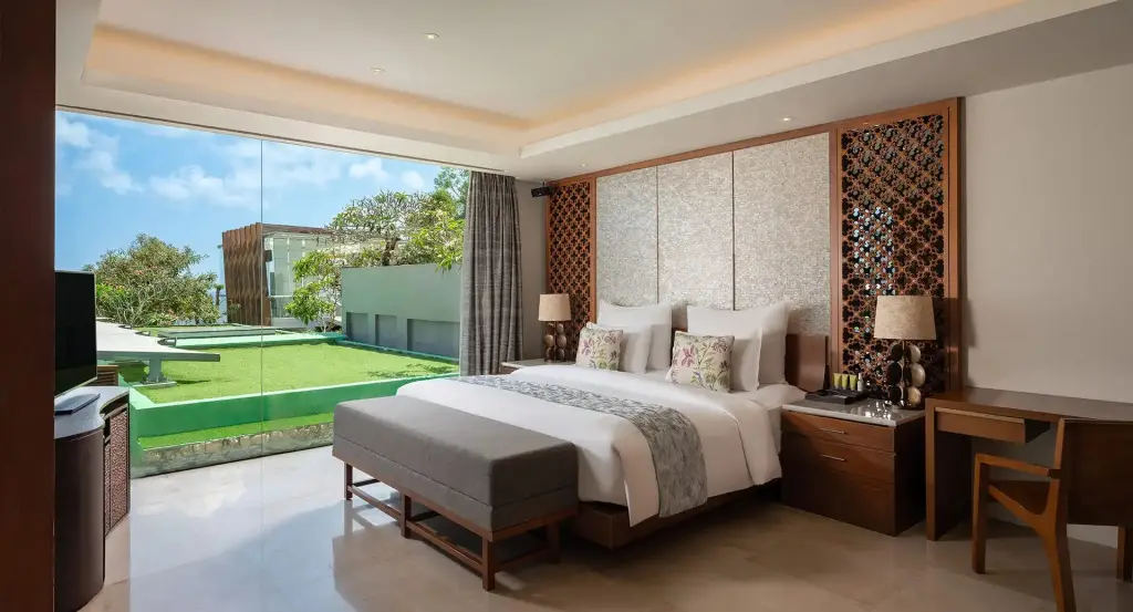 Пекату: Курорт Anantara Uluwatu Bali 