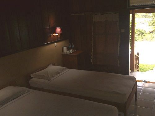 Тентена: Ue Datu Cottages