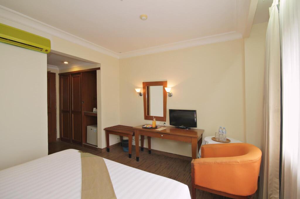 Nalendra Hotel — фото 1