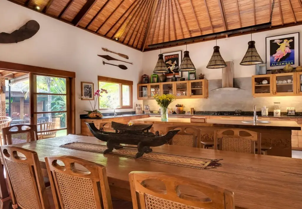 Переренан: Villa Kavaya