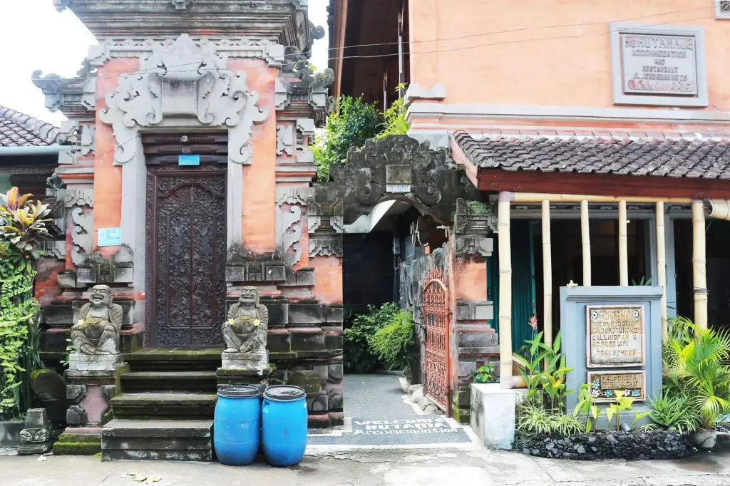Убуд: Citrus Tree B&B - Hutama