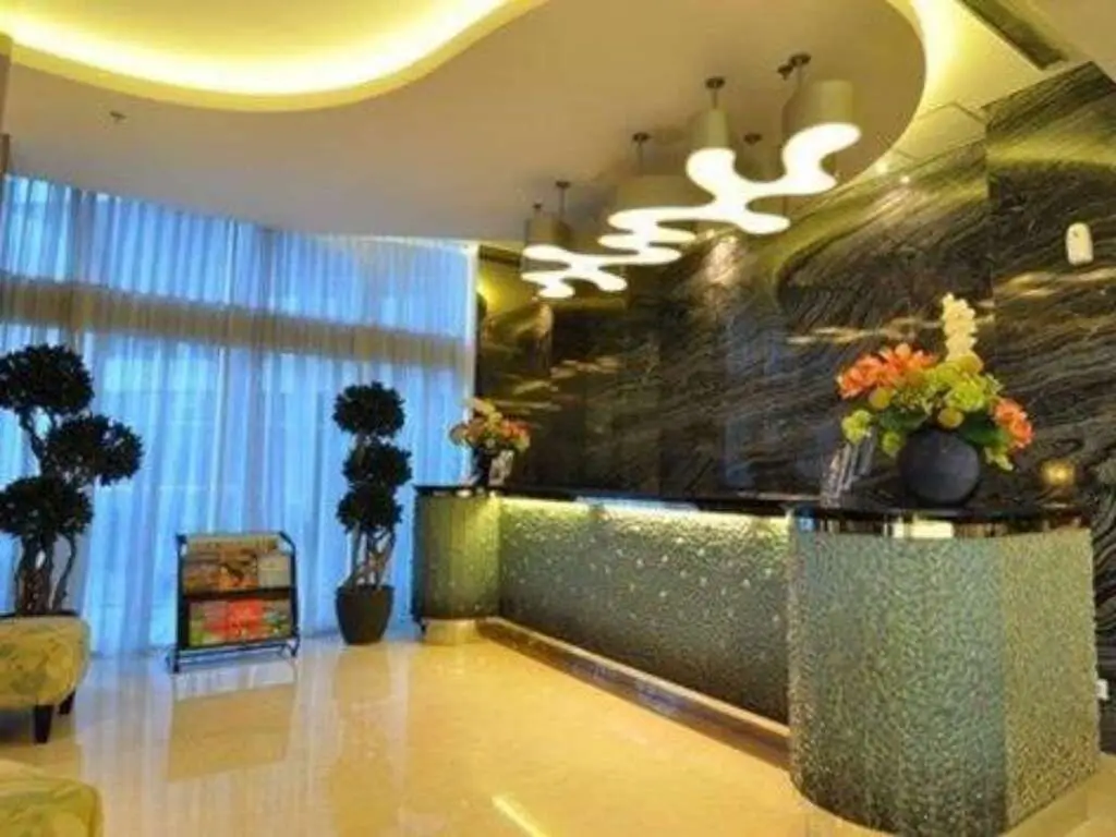 Джакарта: d'primahotel Mega Kuningan