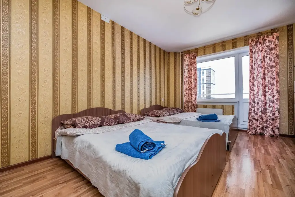 Квартира рядом с Мнтк им. Федорова и Ск Заря — фото 1