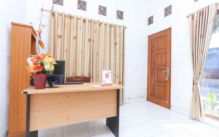 Джокьякарта: OYO 1680 Dahlia Guesthouse Near RSI Hidayatullah
