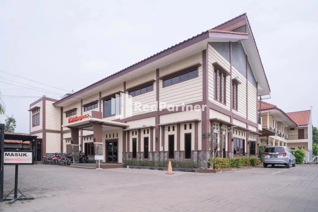 Серанг: Hotel Puri Kayana RedPartner