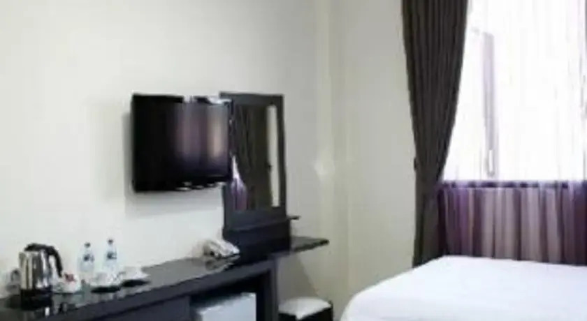 Чиребон: Bagus Inn
