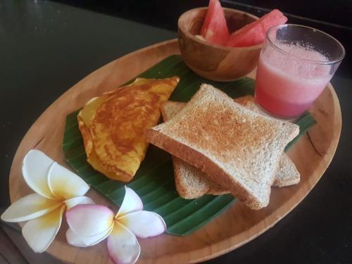 Кута: Phinisi Villas - Seminyak City Center