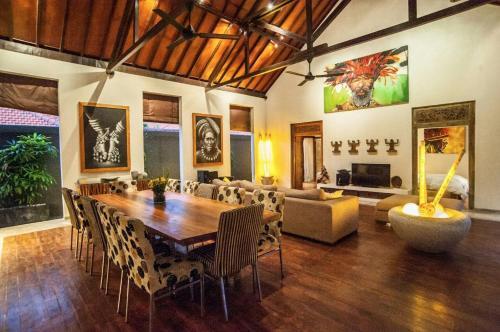 Кута: Phinisi Villas - Seminyak City Center