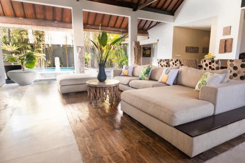 Кута: Phinisi Villas - Seminyak City Center