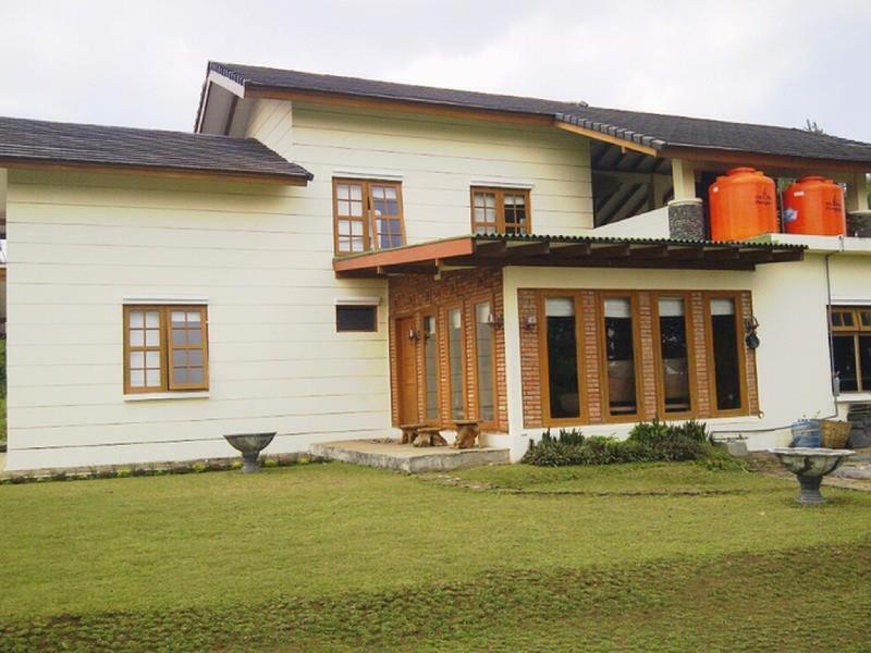 Паромпонг: Villa Jason Lembang