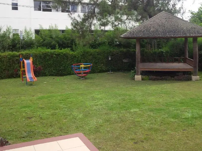 Паромпонг: Villa Jason Lembang