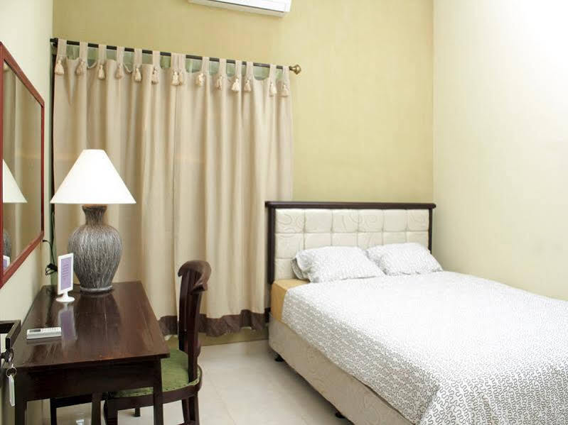 Депок: Raudah Family Homestay